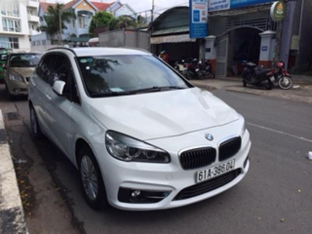 BMW 2 Series 218i Active Tourer 2015 - Bán BMW 2 Series 218i Active Tourer năm 2015, màu trắng, xe nhập
