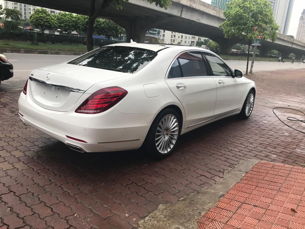 Mercedes-Benz S500 L 2016 - Bán Mercedes S500L màu trắng sản xuất 2016 đăng ký 2016 tên công ty