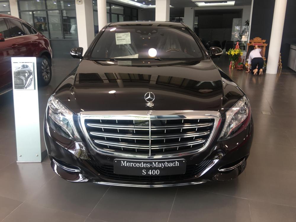 Mercedes-Benz Fox 1.5T 4 Matic S400 2017 - Bán xe Mercedes Maybach 4 Matic S400 đời 2017, màu đen, xe nhập