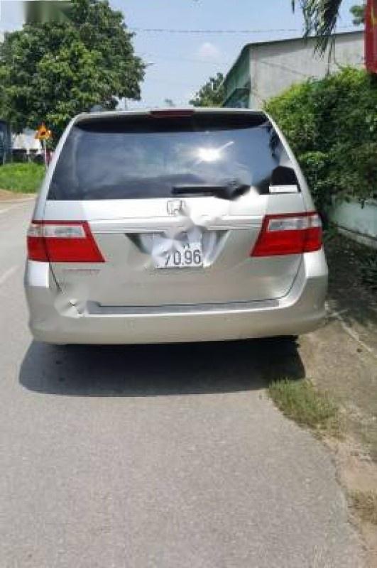 Honda Odyssey 2007 - Bán Honda Odyssey năm 2007, màu bạc, nhập khẩu nguyên chiếc xe gia đình