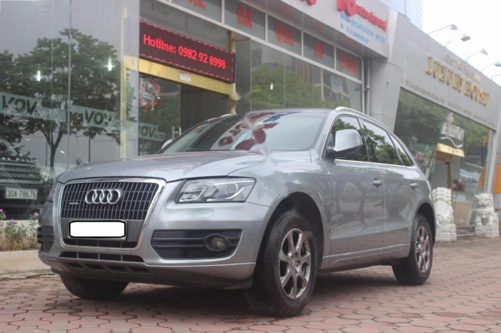 Audi Q5 2.0T 2011 - Cần bán lại xe Audi Q5 2.0T sản xuất 2011, màu xám, xe nhập