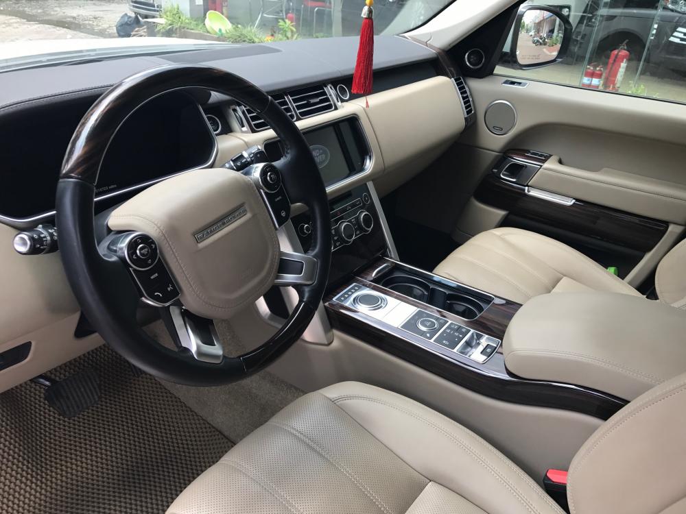 LandRover Range rover hse 2013 - Cần bán gấp LandRover Range Rover HSE sx2013, màu trắng, xe nhập Mỹ đăng ký 2015 Hà Nội