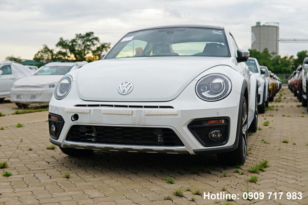 Volkswagen Beetle Dune 2017 - Bán ô tô Volkswagen Beetle Dune đời 2017, màu trắng, xe nhập giao ngay - Hotline: 0909 717 983