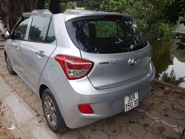 Hyundai i10 MT 2014 - Xe Hyundai i10 năm 2014, màu bạc số sàn, giá chỉ 325 triệu