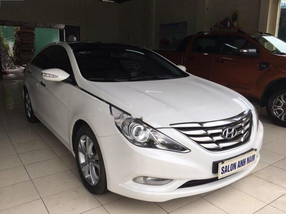 Hyundai Sonata Y20 2.0 AT 2010 - Bán ô tô Hyundai Sonata Y20 đời 2010, màu trắng, nhập khẩu chính chủ