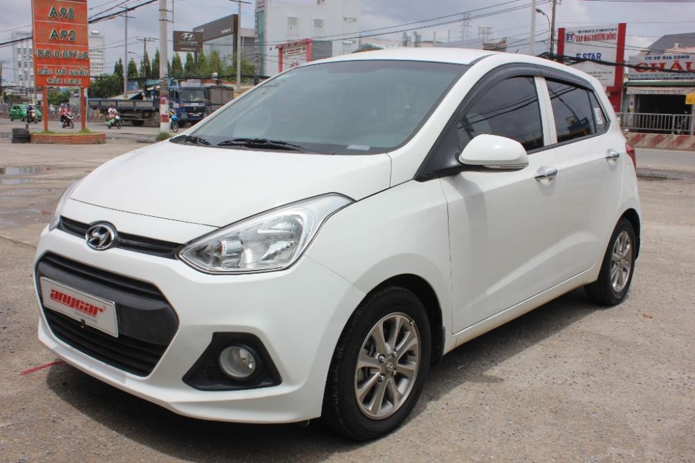 Kia K3 1.6 AT  2012 - Cần bán xe Kia K3 1.6 AT 2013, màu bạc, xe đẹp, giá cạnh tranh