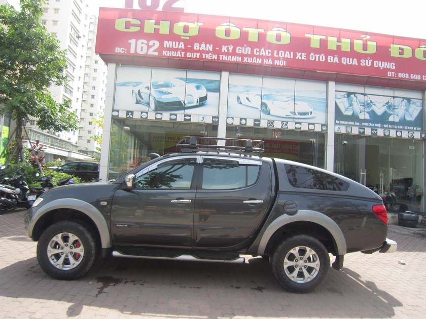 Mitsubishi Triton GLS 2014 - Cần bán Mitsubishi Triton GLS đời 2014, màu xám, xe nhập