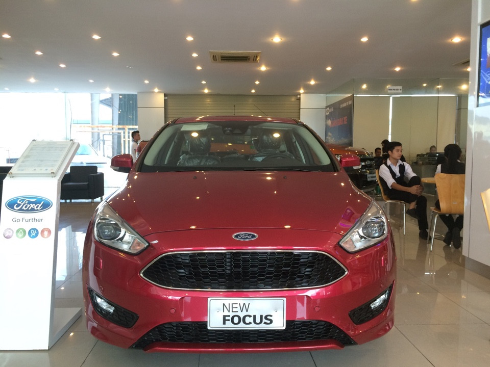 Ford Focus Sport 2018 - Bán xe Ford Focus Sport Ecoboots, giao ngay khuyến mãi lớn với quà tặng giá trị