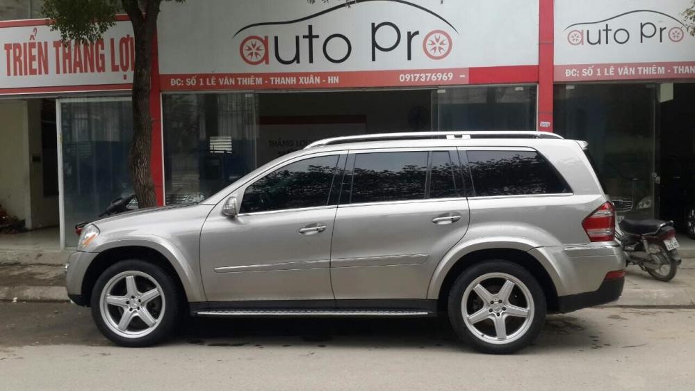 Mercedes-Benz GL 2008 - Cần bán xe Mercedes GL550 năm 2008, màu bạc, xe nhập