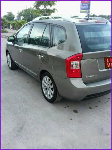 Kia Carens 2.0MT 2011 - Bán Kia Carens 2.0MT đời 2011 còn mới