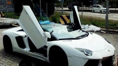 Lamborghini Aventado 2016 - Cần bán Lamborghini đời 2016, màu trắng, nhập khẩu nguyên chiếc