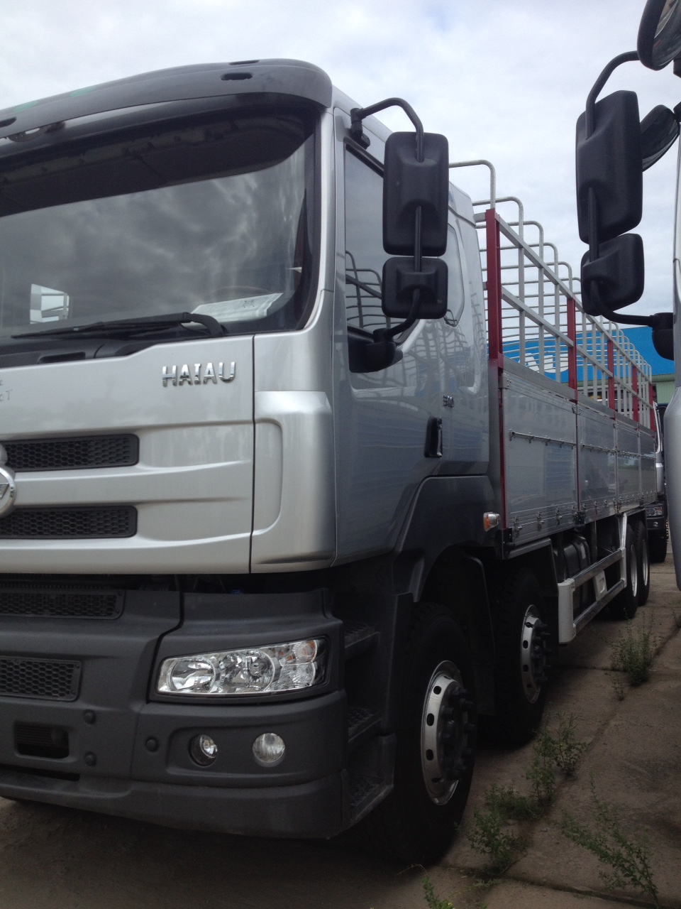 Xe tải Trên 10 tấn 2017 - Bán xe tải thùng 4 chân Chenglong tại Đà Nẵng