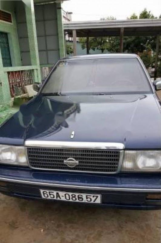 Nissan Cedric 1992 - Bán Nissan Cedric đời 1992, màu xanh lam, nhập khẩu còn mới, giá tốt