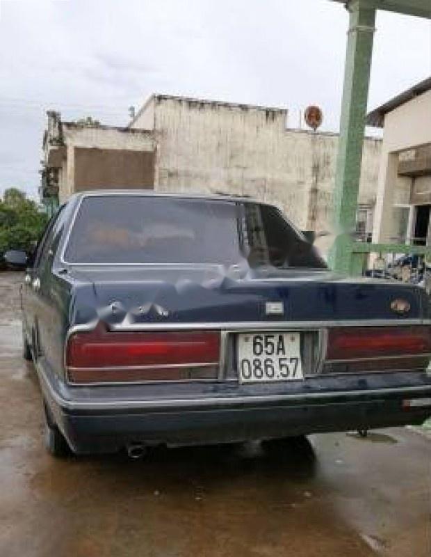 Nissan Cedric 1992 - Bán Nissan Cedric đời 1992, màu xanh lam, nhập khẩu còn mới, giá tốt