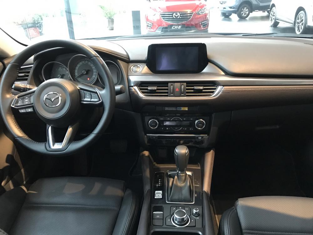 Mazda 6  2.0 Fl Premium  2018 - Bán Mazda 6 2.0 Fl Premium sản xuất năm 2018, màu xanh lam, giá tốt