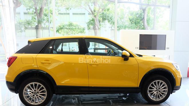 Audi Q2 2017 - Cần bán Audi Q2 đời 2017, màu vàng, nhập khẩu nguyên chiếc