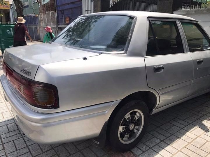 Mazda 626 1989 - Cần bán xe Mazda 626 đời 1989, nhập khẩu nguyên chiếc