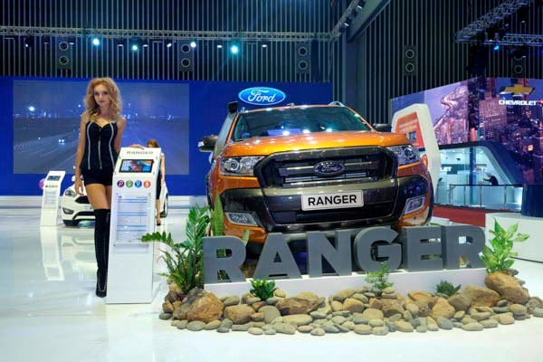 Ford Ranger 2017 - Cần bán Ford Ranger đời 2017, màu đỏ, nhập khẩu chính hãng