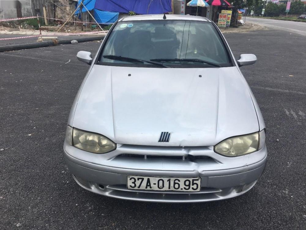 Fiat Siena HL 1.6 2002 - Cần bán lại xe Fiat Siena HL 1.6 đời 2002, màu bạc