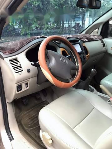 Toyota Innova  G-SR  2010 - Bán Toyota Innova G-SR năm 2010 số sàn