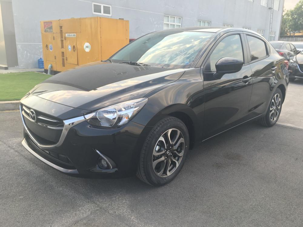 Mazda 2 1.5L AT   2018 - Mazda Cộng Hòa cần bán xe Mazda 2, màu đen, giá chỉ 529 triệu