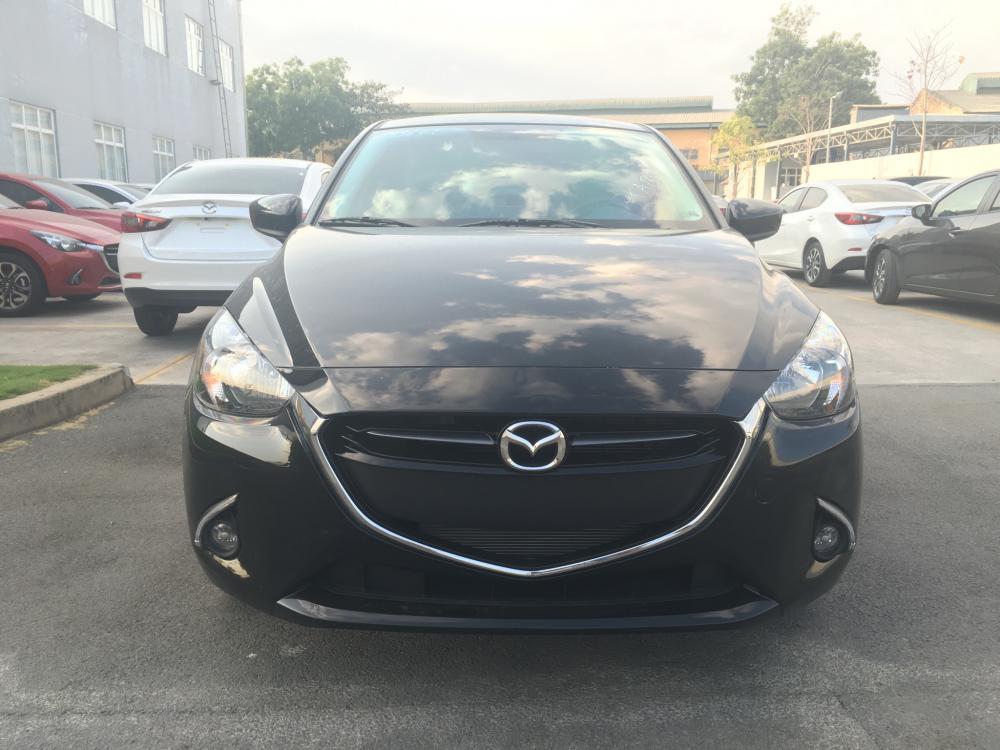 Mazda 2 1.5L AT   2018 - Mazda Cộng Hòa cần bán xe Mazda 2, màu đen, giá chỉ 529 triệu