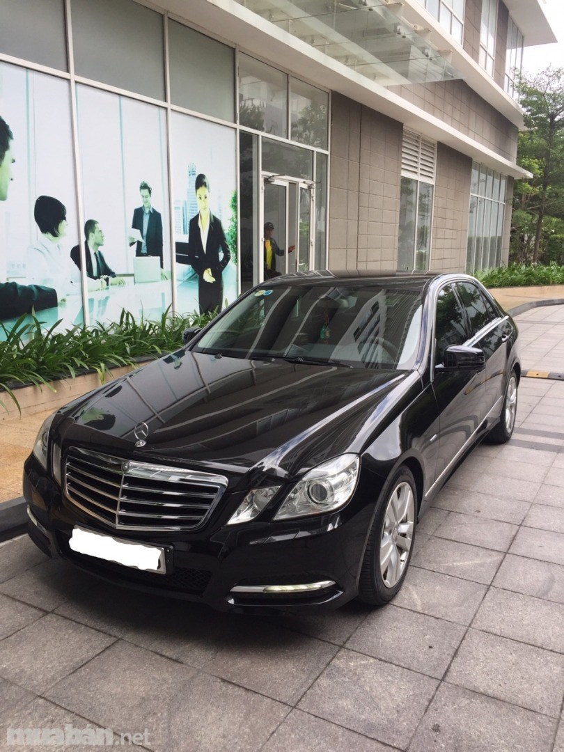 Mercedes-Benz E250 2011 - Cần bán gấp Mercedes E250 đời 2011, màu đen, nhập khẩu chính hãng