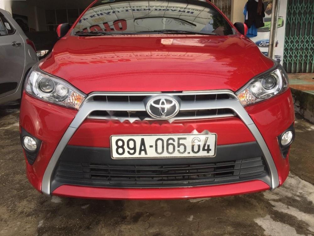 Toyota Yaris 2016 - Bán xe Toyota Yaris đời 2016, màu đỏ, xe nhập, giá tốt