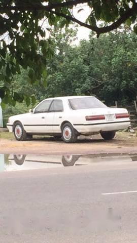 Toyota Cresta MT 2003 - Bán Toyota Cresta MT đời 2003, màu trắng