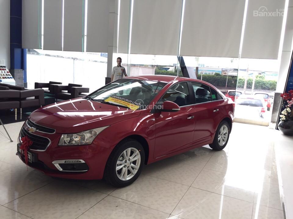 Chevrolet Cruze LTZ 1.8L 2017 - Bán Chevrolet Cruze - Chỉ với 50tr đã mua được chiếc xe mơ ước, hổ trợ nhiệt tình