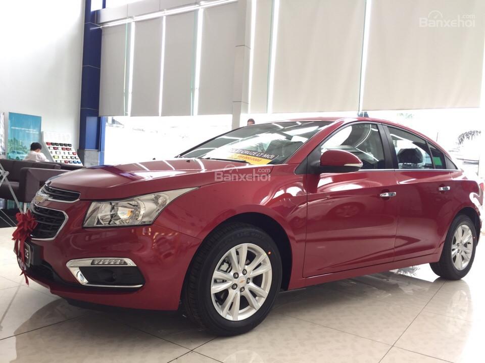 Chevrolet Cruze LTZ 1.8L 2017 - Bán Chevrolet Cruze - Chỉ với 50tr đã mua được chiếc xe mơ ước, hổ trợ nhiệt tình