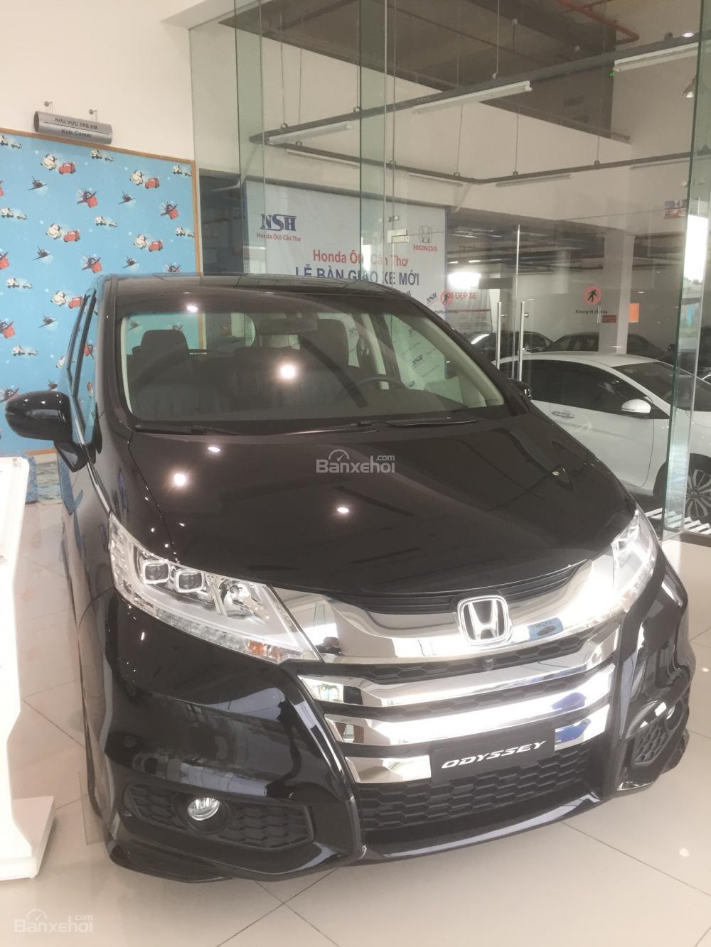 Honda Odyssey CVT 2017 - Honda Odyssey 2017, nhập khẩu Nhật Bản, giao ngay, chỉ với 600 triệu đồng có xe ngay. Lh: 0939065989 (ms. Ly)