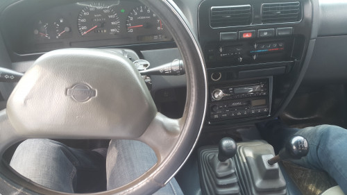 Nissan Pathfinder   2.4 MT  1995 - Cần bán lại xe Nissan Pathfinder 2.4 MT sản xuất 1995, giá chỉ 123 triệu