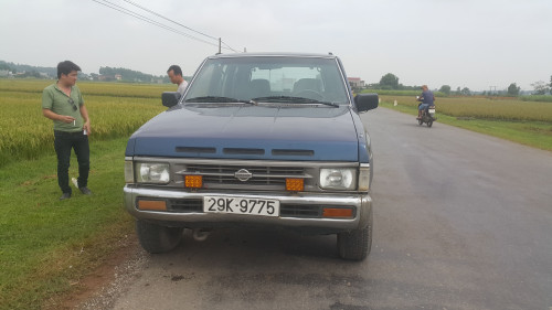 Nissan Pathfinder   2.4 MT  1995 - Cần bán lại xe Nissan Pathfinder 2.4 MT sản xuất 1995, giá chỉ 123 triệu