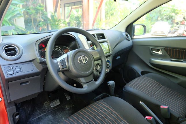Toyota Toyota khác Wigo 2018 - Cần bán xe Toyota Wigo đời 2018, màu đỏ, nhập khẩu chính hãng