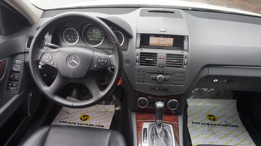 Mercedes-Benz C C250 2010 - Bán ô tô Mercedes C250 đời 2010, màu trắng, xe nhập, giá chỉ 600 triệu