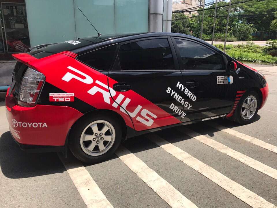 Toyota Prius 2006 - Cần bán Toyota Prius đời 2006, màu đen, xe nhập