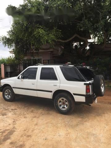 Isuzu Rodeo 1992 - Bán ô tô Isuzu Rodeo sản xuất 1992, màu trắng