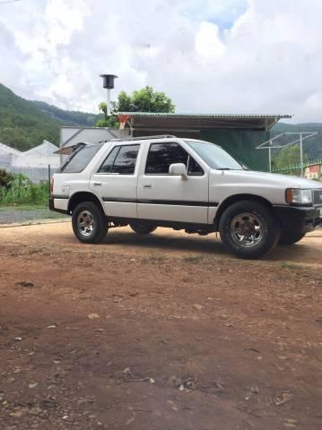 Isuzu Rodeo 1992 - Bán ô tô Isuzu Rodeo sản xuất 1992, màu trắng