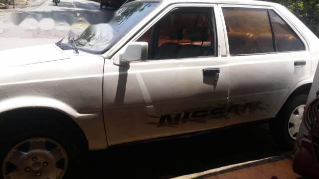 Nissan Sunny 1985 - Cần bán xe Nissan Sunny sản xuất 1985, giá tốt