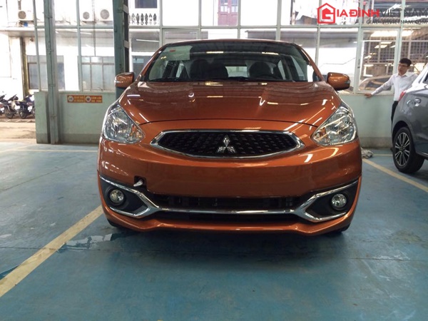 Mitsubishi Mirage MT 2017 - Bán Mitsubishi Mirage màu cam, xe nhập khẩu, siêu lợi xăng, hỗ trợ trả góp, LH 0911477123