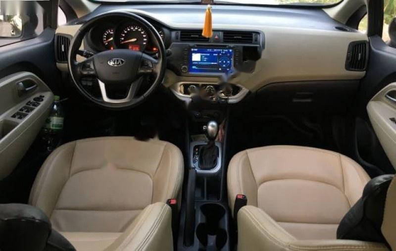 Kia Rio 1.4 AT 2014 - Bán Kia Rio 1.4 AT sản xuất 2014, màu xám, xe nhập số tự động, giá chỉ 435 triệu