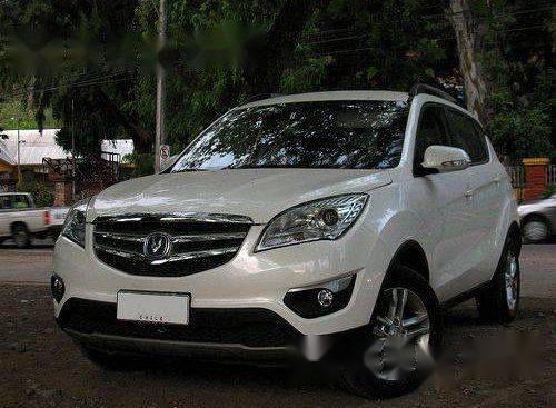 Changan CS35  1.6 AT 2016 - Cần bán lại xe Changan CS35 1.6 AT đời 2016, màu trắng số tự động, giá chỉ 395 triệu