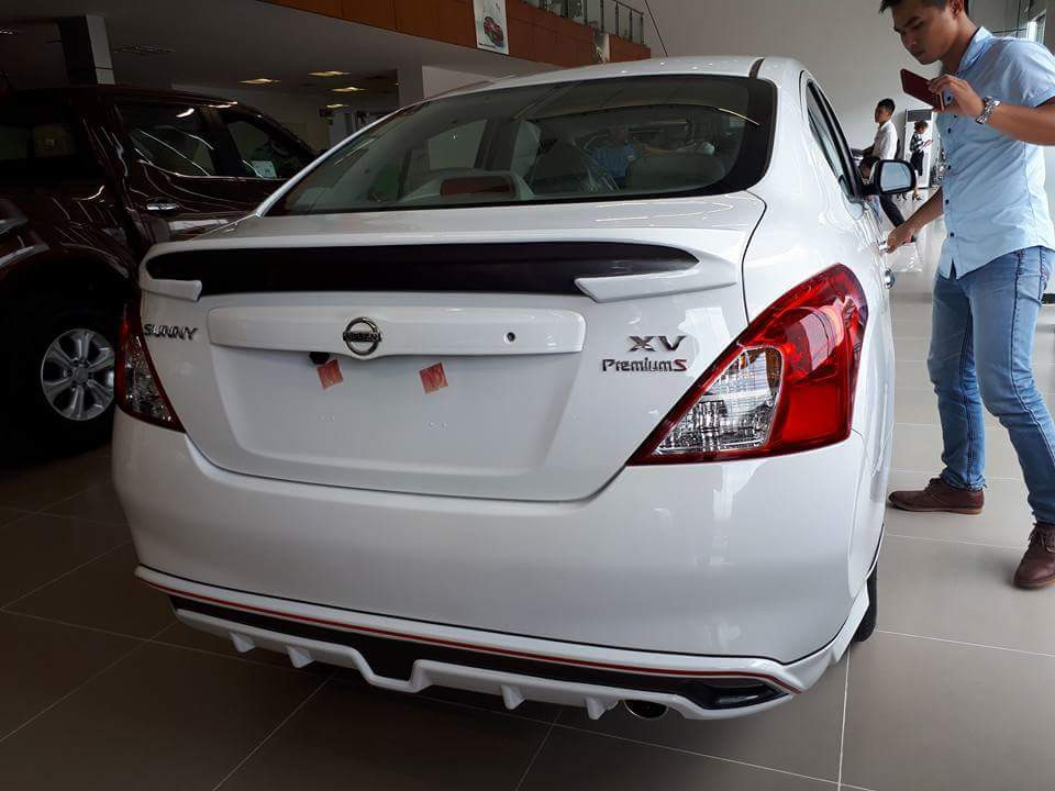 Nissan Sunny XV - Premiums 2018 - Bán Nissan Sunny XV - Premiums sản xuất 2018, màu trắng xe giao ngay