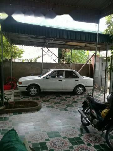 Nissan Sunny 1994 - Bán xe Nissan Sunny sản xuất 1994, màu trắng 