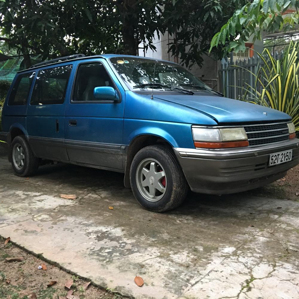 Chrysler Grand Voyager 1992 - Bán ô tô Chrysler Grand Voyager đời 1992, màu xanh lam, xe nhập