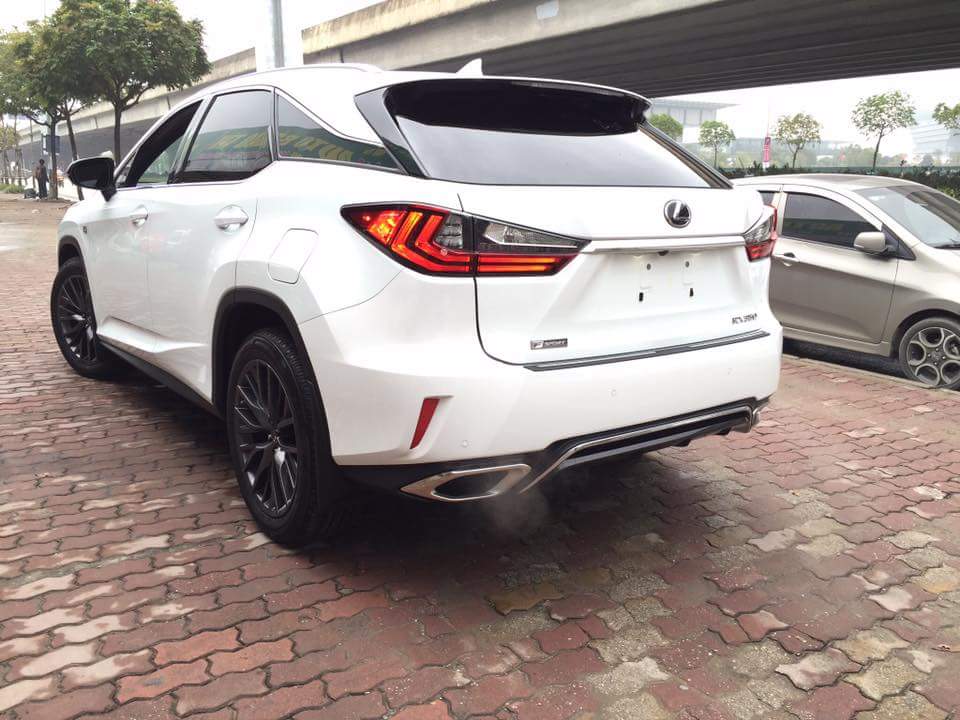 Lexus RX 350 F-Sport 2018 - Bán ô tô Lexus RX 350 F-Sport sản xuất 2018. Màu trắng, nhập khẩu Mỹ, full kịch đồ