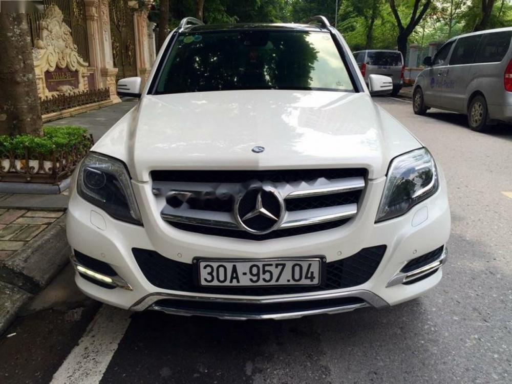 Mercedes-Benz CLK class 2.2 2013 - Cần bán xe Mercedes 2.2 đời 2013, màu trắng