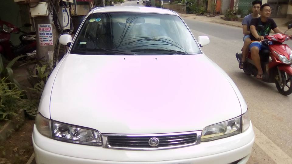 Mazda 626 1996 - Bán xe Mazda 626 sản xuất 1996, màu trắng