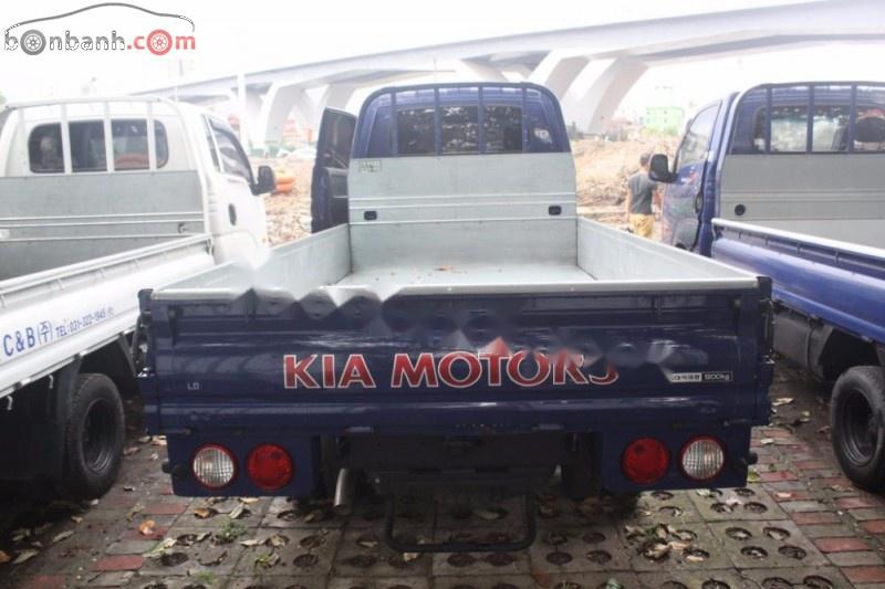 Kia Bongo III  2013 - Bán Kia Bongo III đời 2013, màu xanh lam, xe nhập  